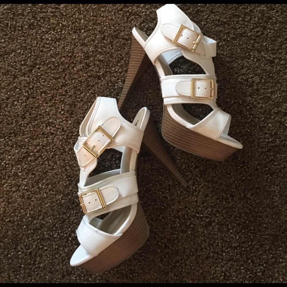 Women's Mossimo Pavan Buckle Heel Sandal - White